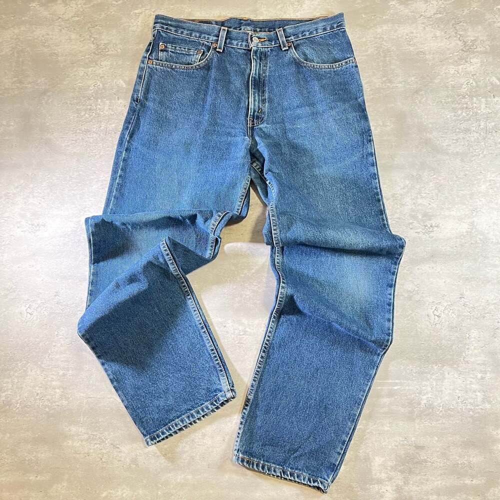 Vintage Levi's 550 Relaxed Fit Jeans Size 34x34 Blue Denim